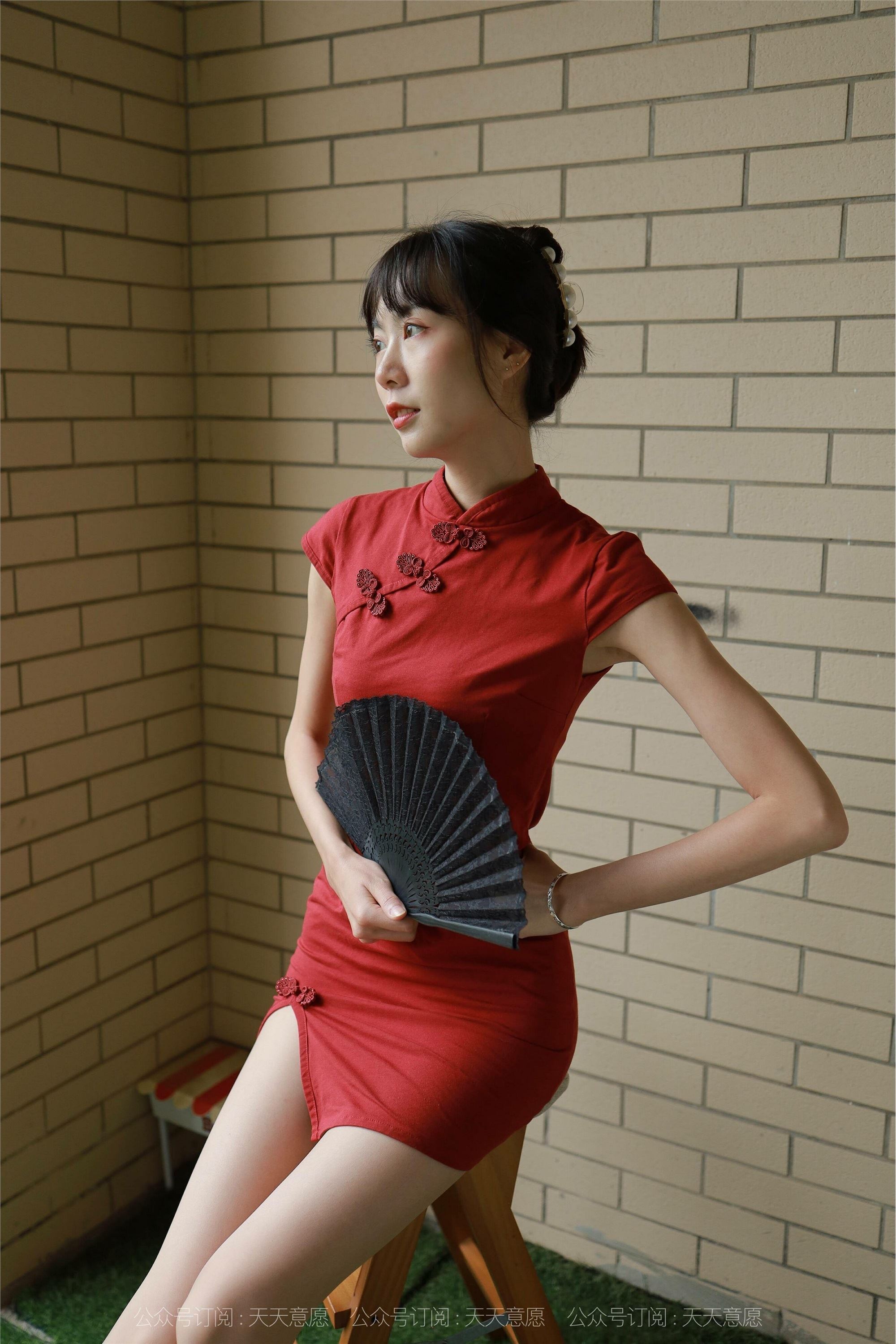 IESS异思趣向  2021.10.02 丝享家935：新人团团《爱笑女孩》